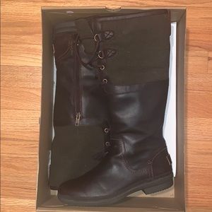 Ugg Elsa Boots Size 8.5
